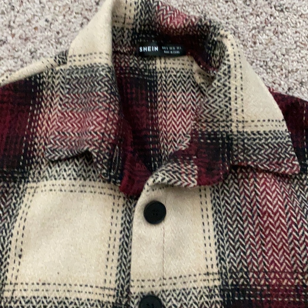 Shacket - Picture 3 of 5